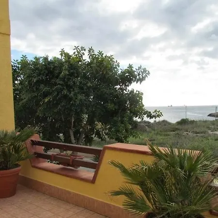 Alba D'amore & Hotel Lampedusa