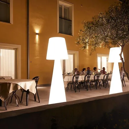 فندق Alba D'amore & 3*
